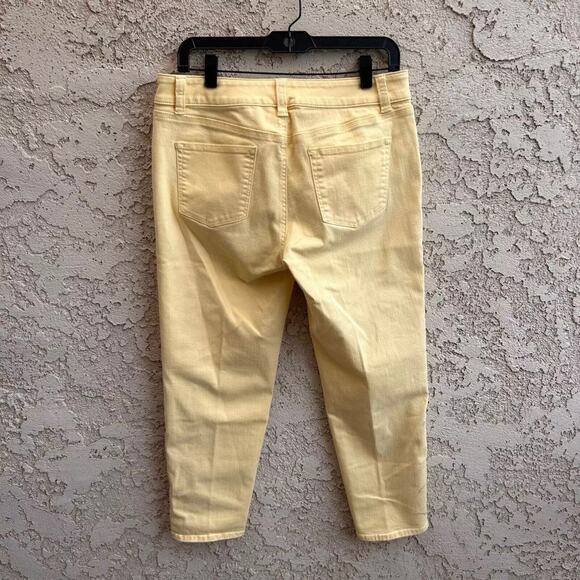 Talbots Flawless Five Pocket Stretch Denim Lt Yellow Jeans Size 8 Petite - Picture 2 of 5